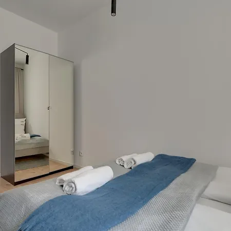 Lägenhet Rajska Center By Downtown